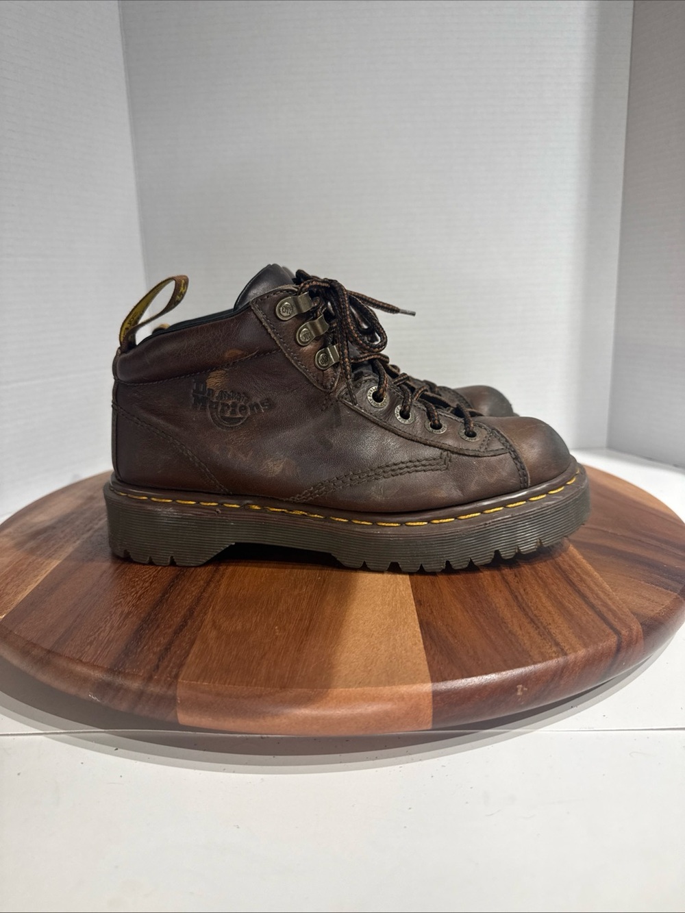 DR MARTENS #8287 Women’s Size 6 Vintage Distressed Brown Leather Ankle Boots
